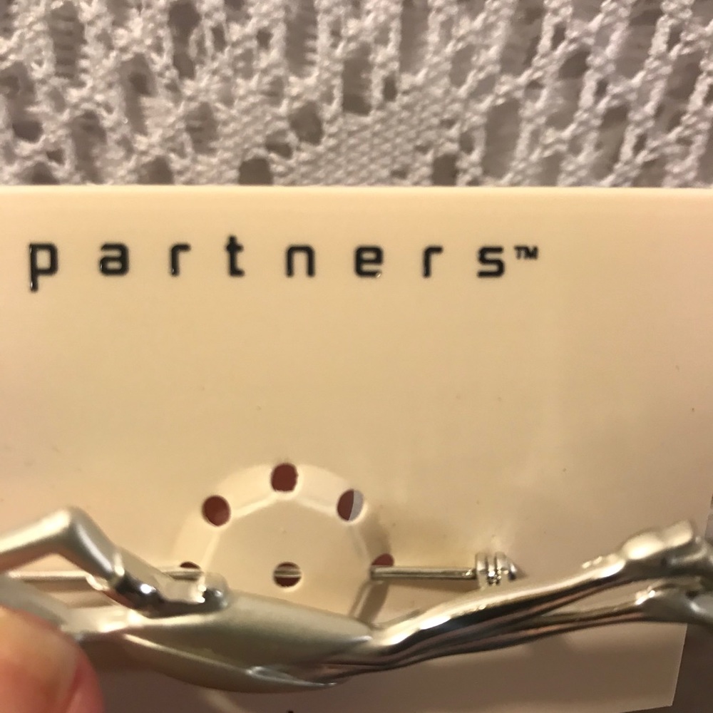 Designer Pin from BEST Jewelers - Picture 11 of 11